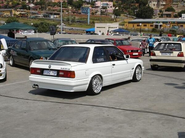 Bmw 325i Gusheshe