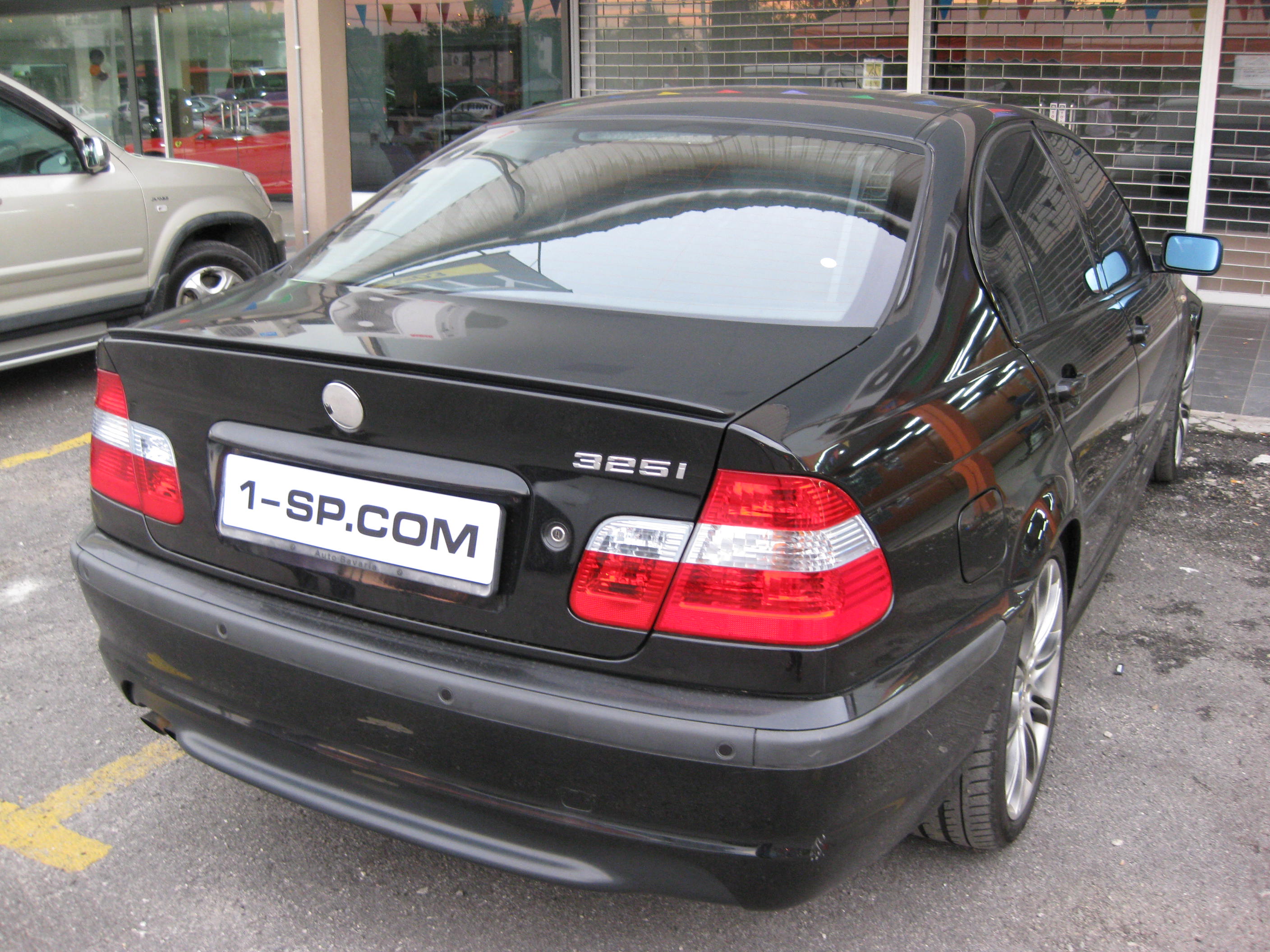 Bmw 325i Slammed