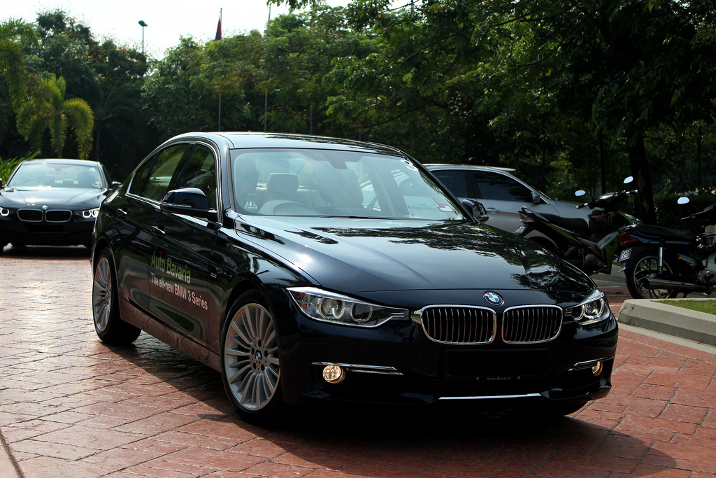 Bmw 328i Luxury
