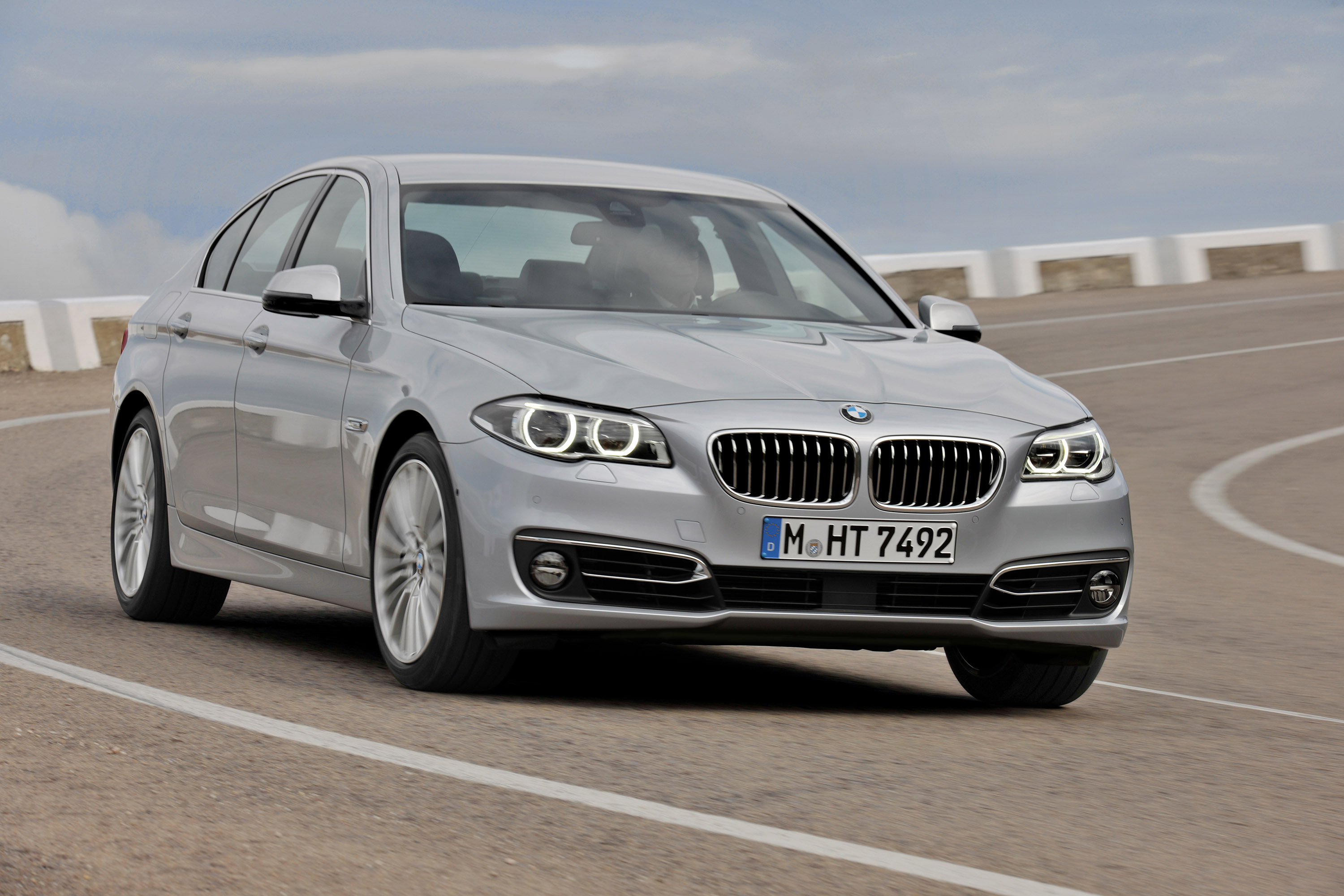 Bmw 5 Series Awd