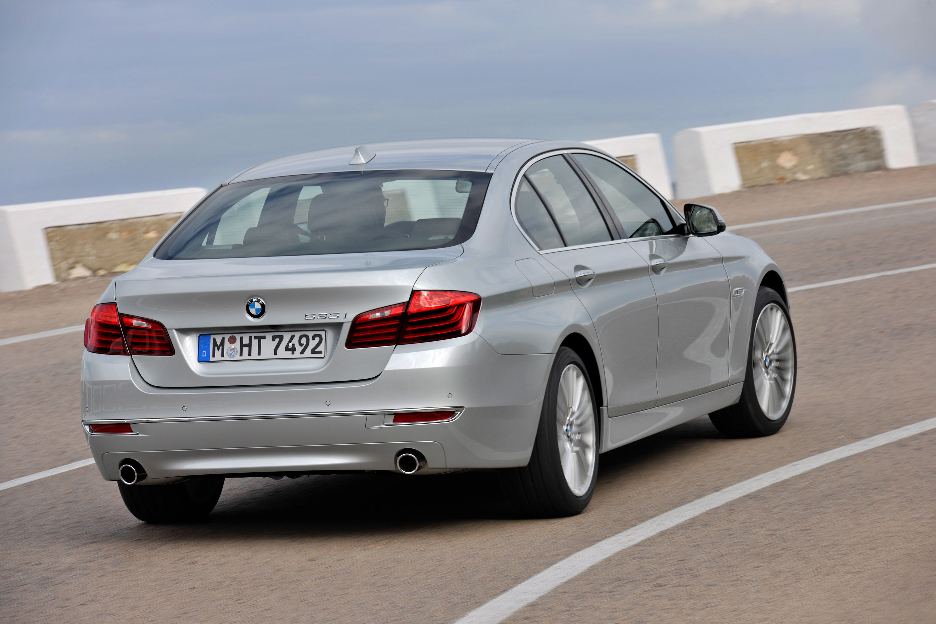 Bmw 5 Series Awd
