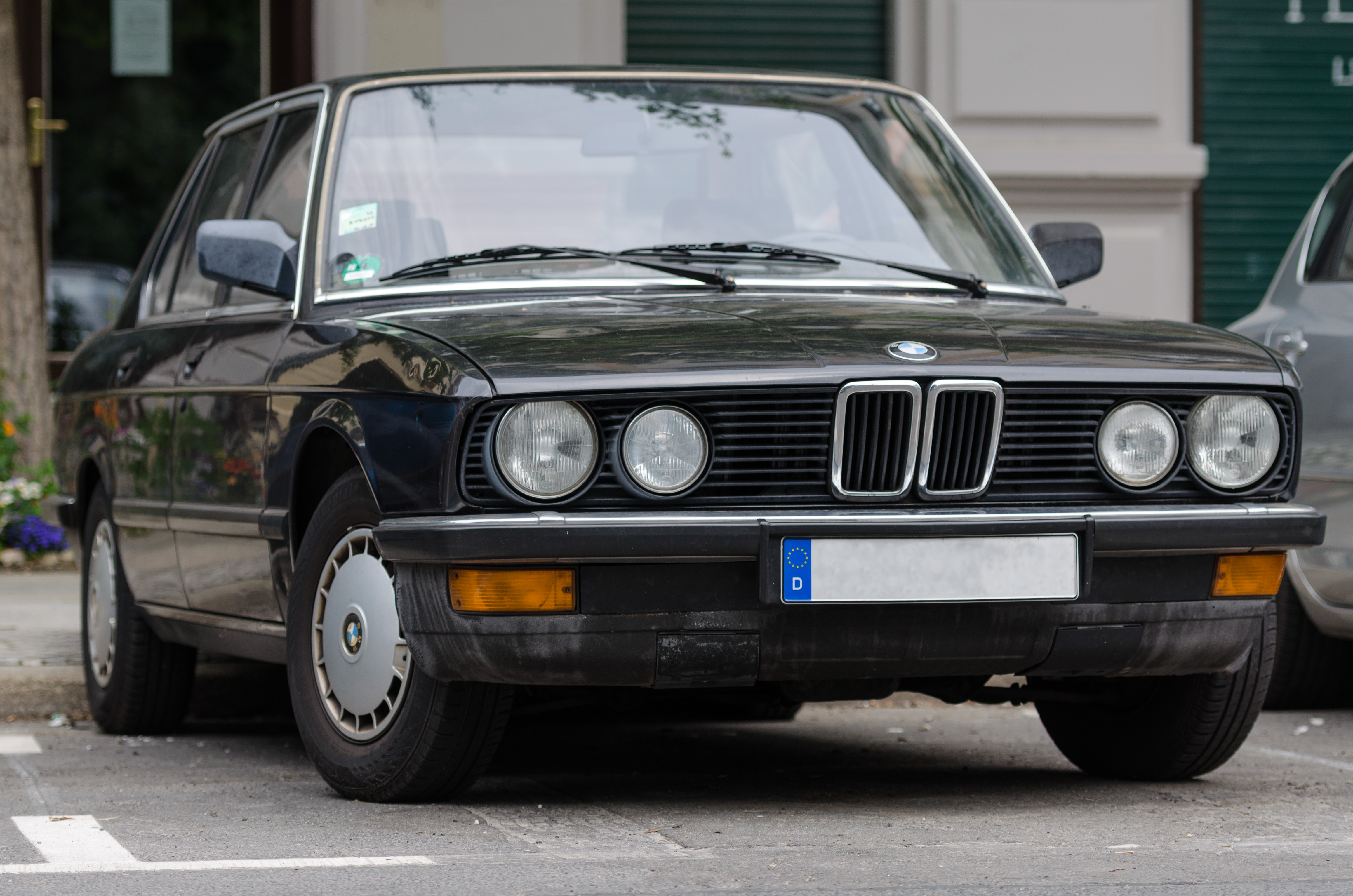 Bmw 5 Series E28