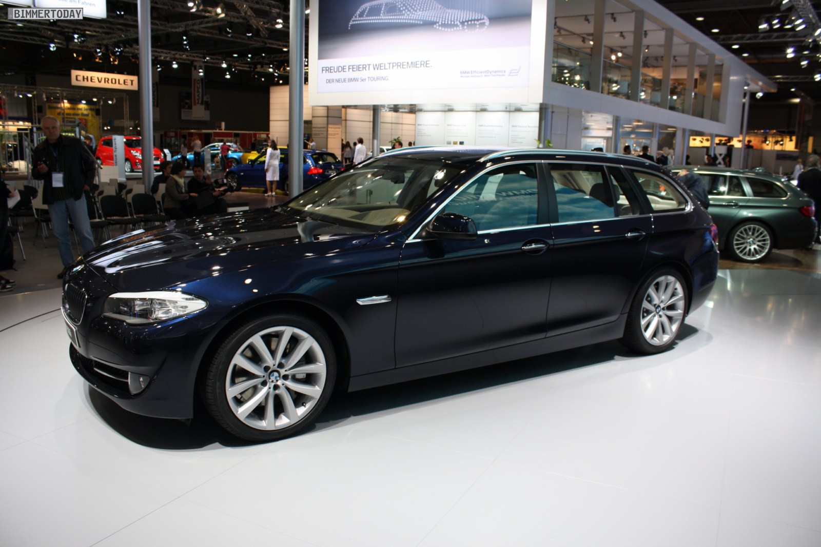 Bmw 5 Blue
