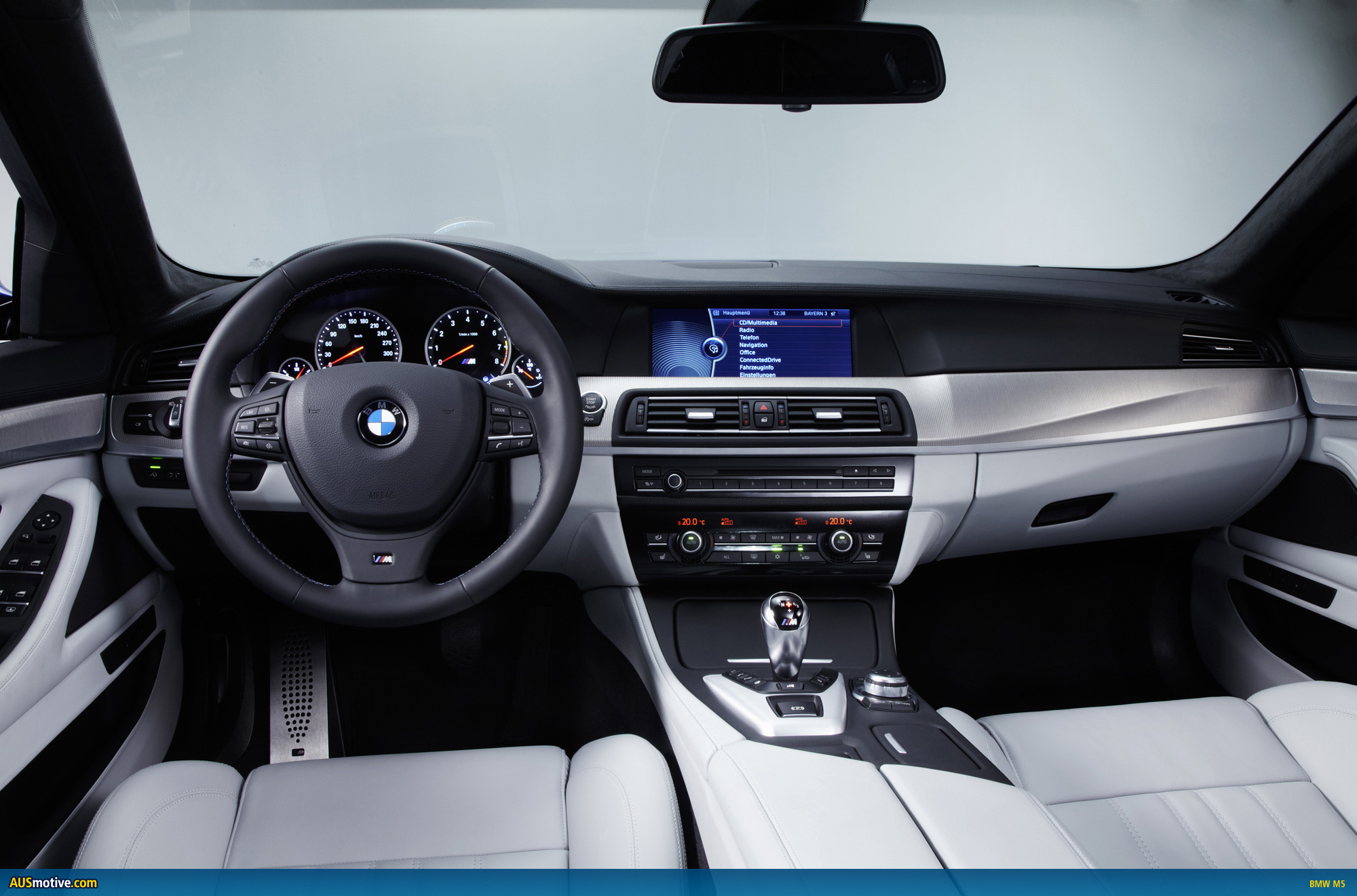 Bmw 520 2012