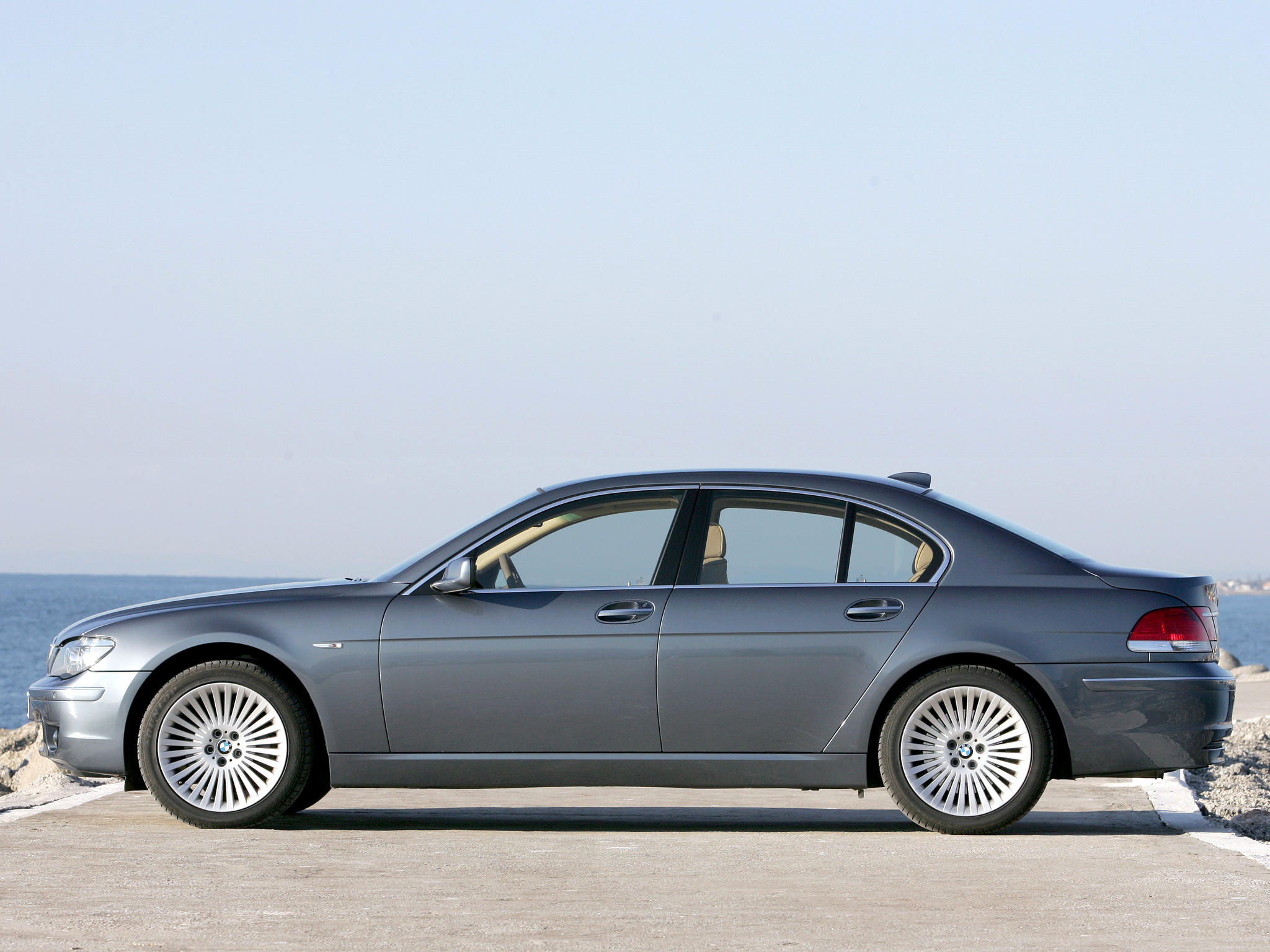 Bmw 7 Series 2005