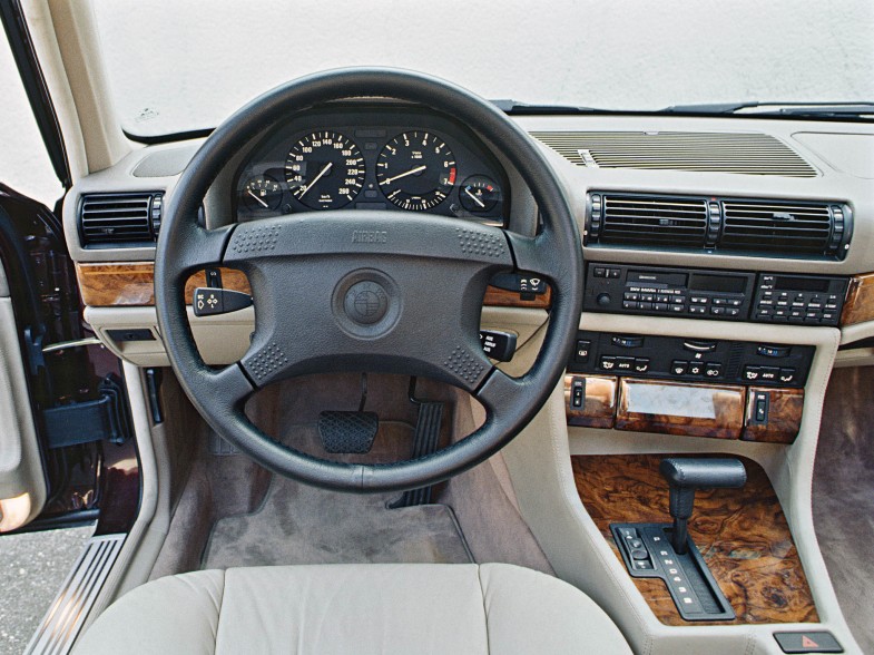 Bmw 7 Series E32