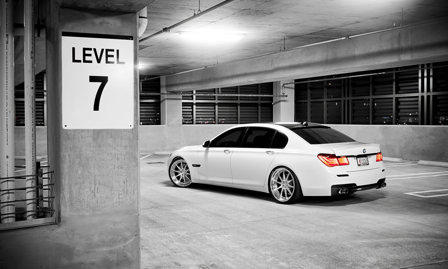Bmw 7 Series Parking