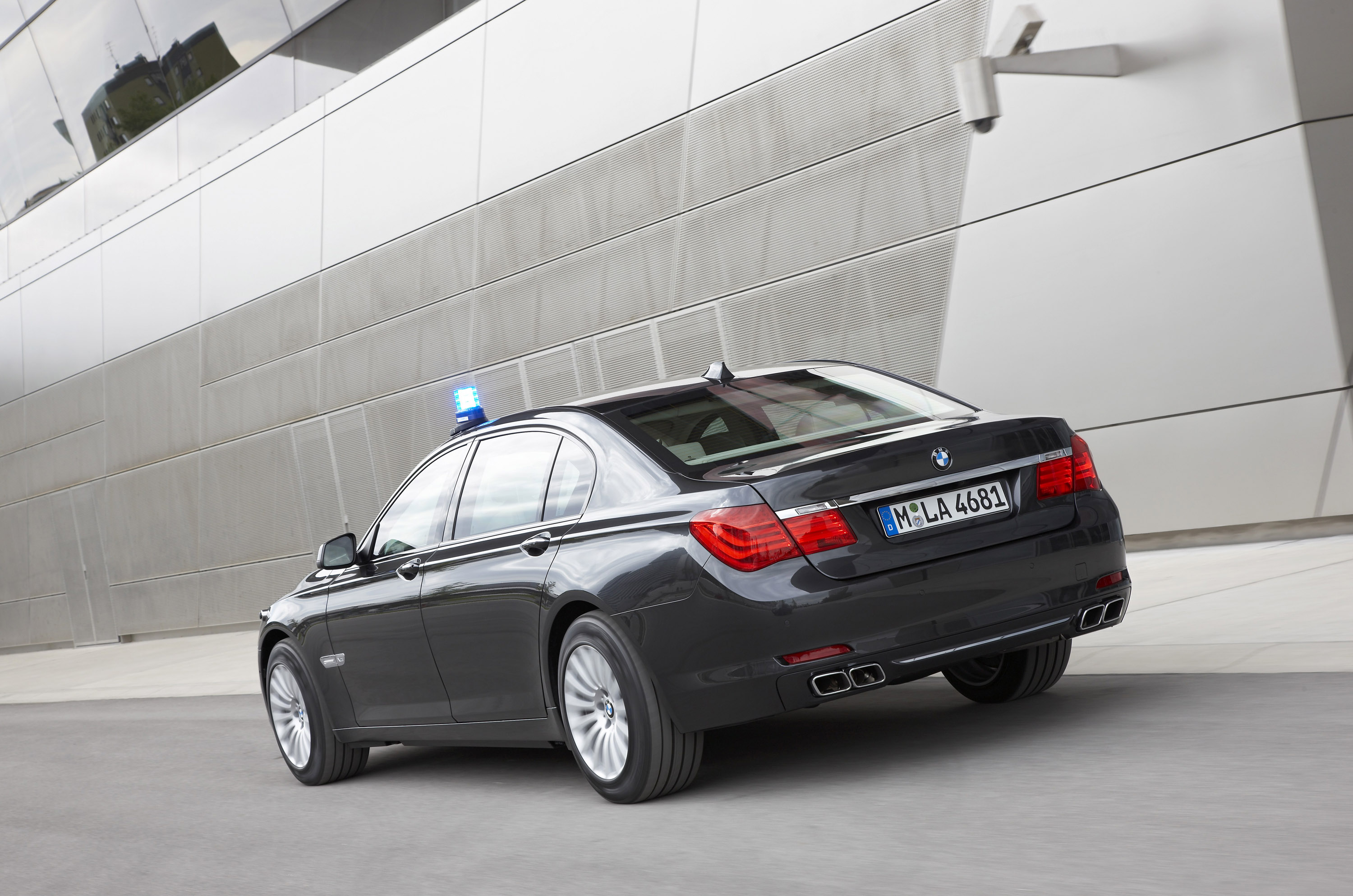 Bmw 7 Series Security