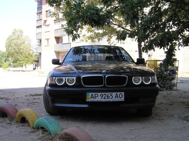 Bmw 750 1999