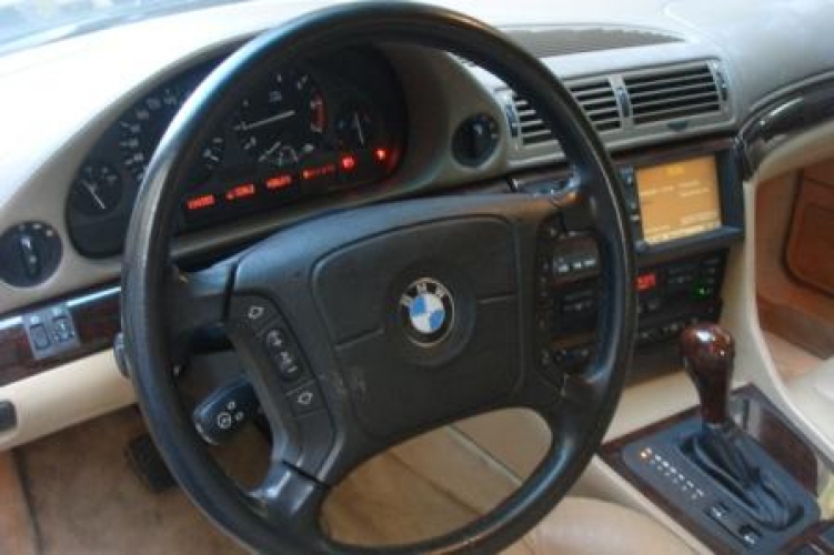 Bmw 750 1999