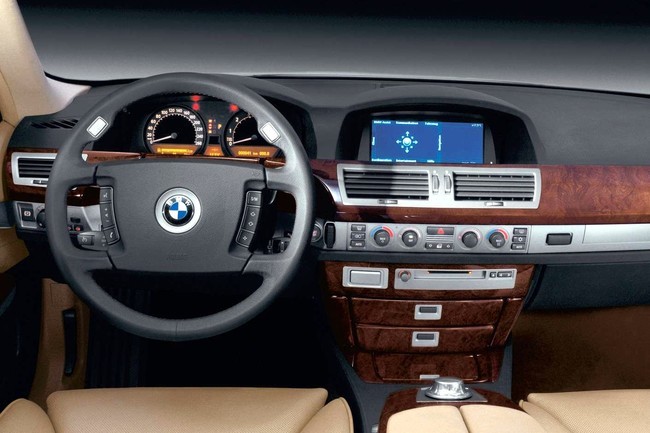 Bmw 750 2002