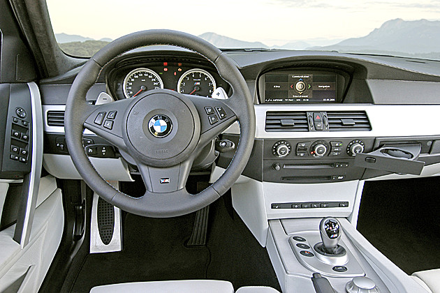Bmw 750 2004