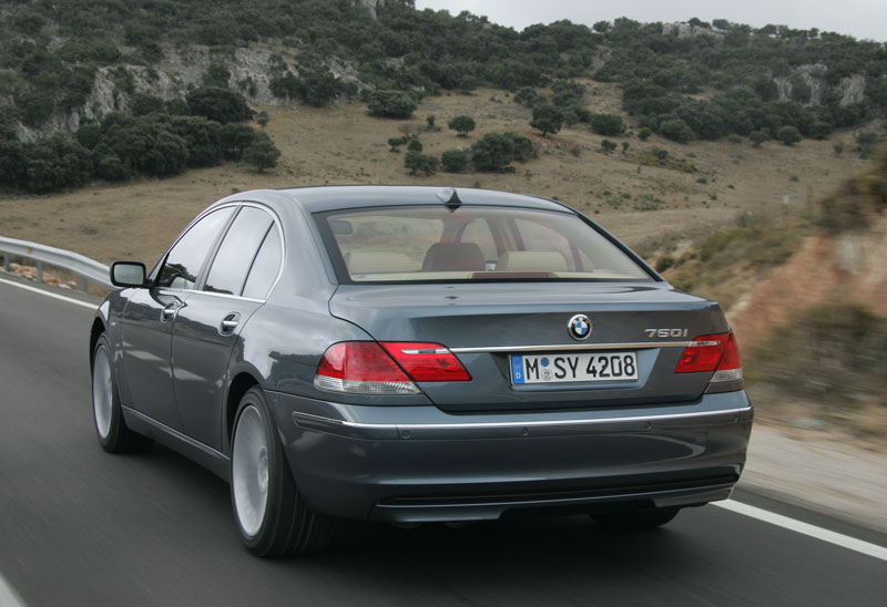 Bmw 750 2005