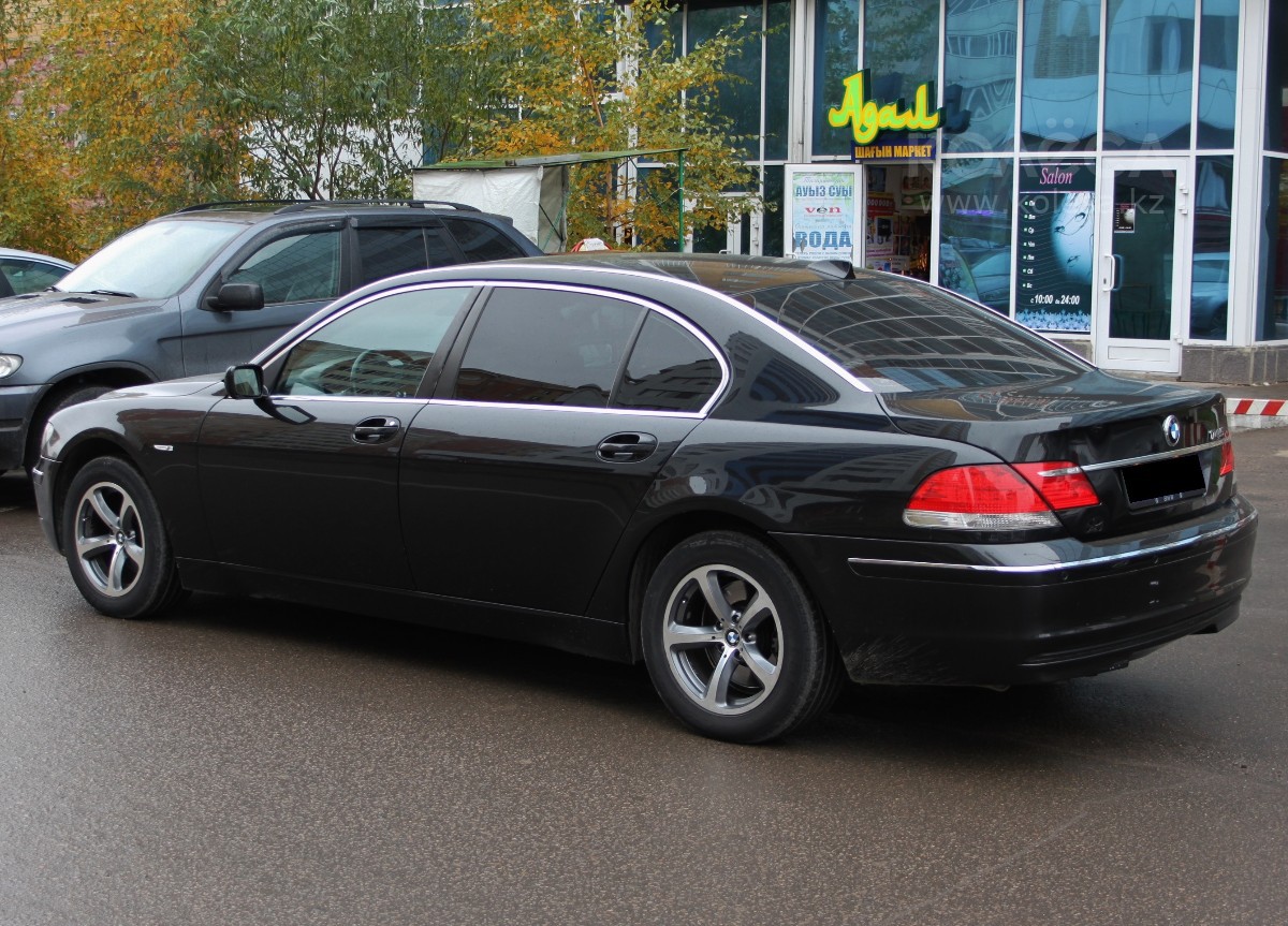 Bmw 750 2005