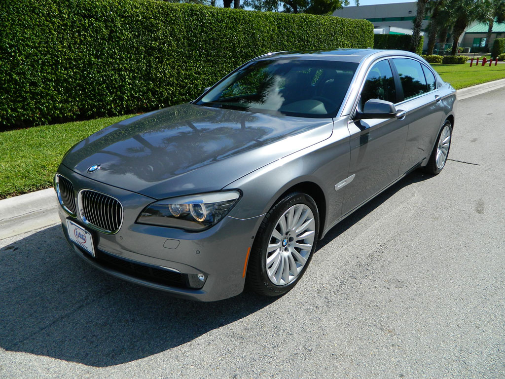 Bmw 750 2006
