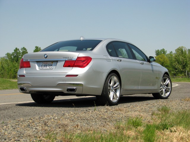 Bmw 750 2010