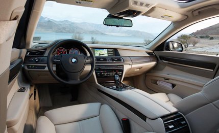 Bmw 750 2012