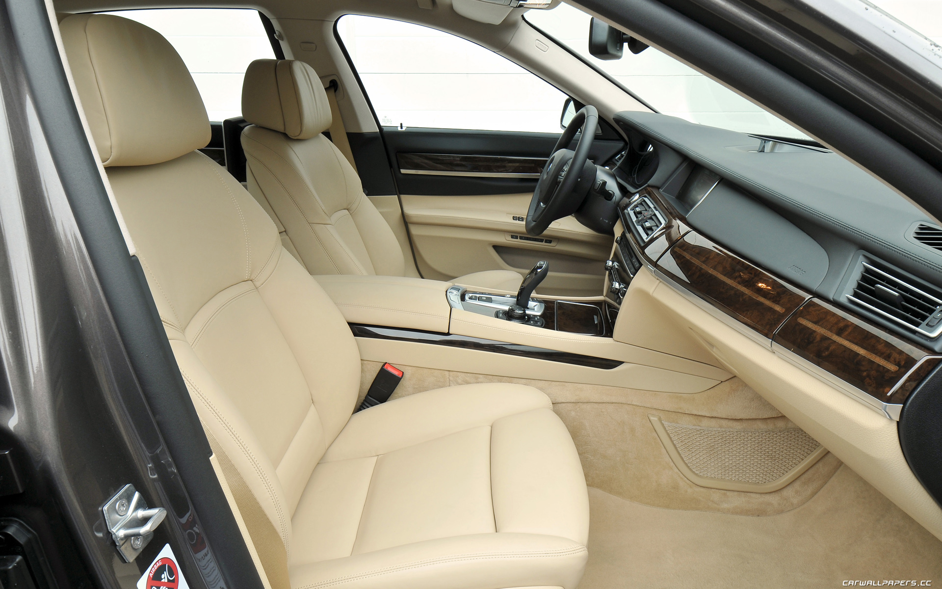 Bmw 750 2013