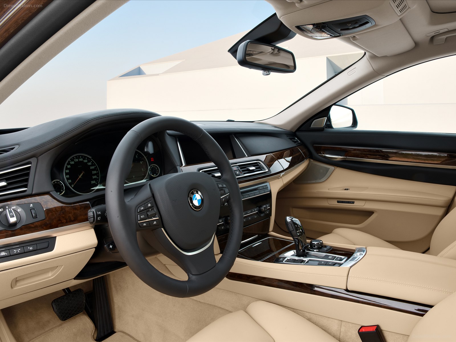 Bmw 750 2013