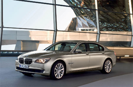 Bmw 750 2013
