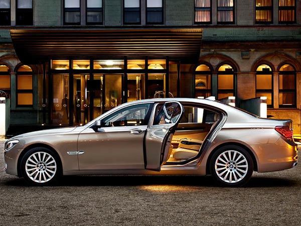 Bmw 750 2014