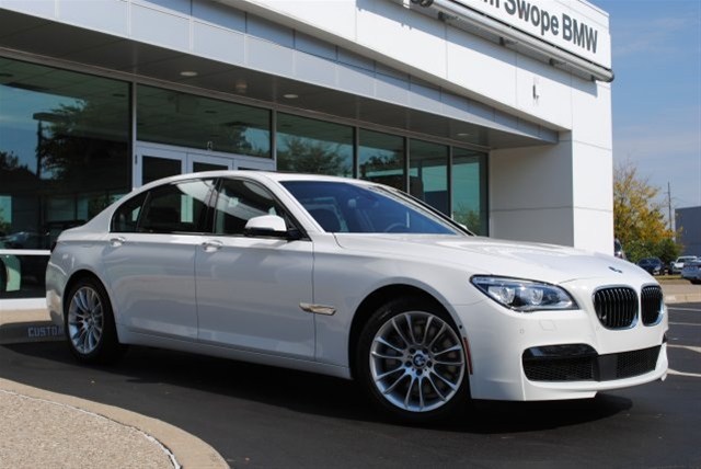 Bmw 750 2015