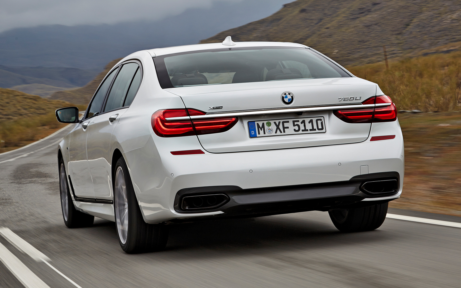 Bmw 750 2015