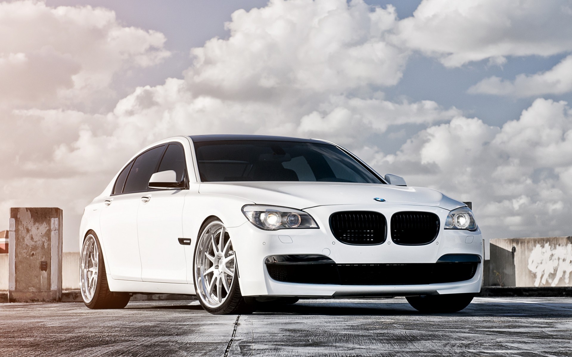 Bmw 750 Car