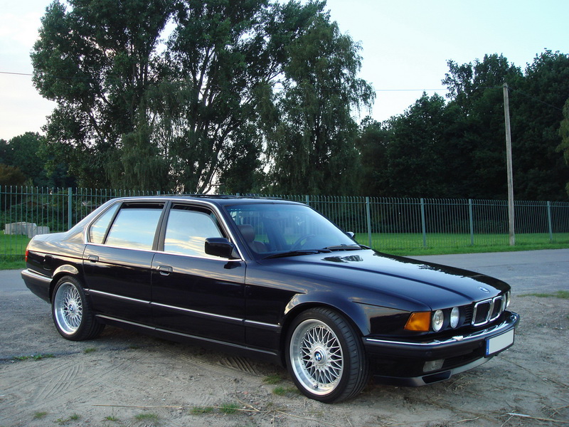 Bmw 750 E32