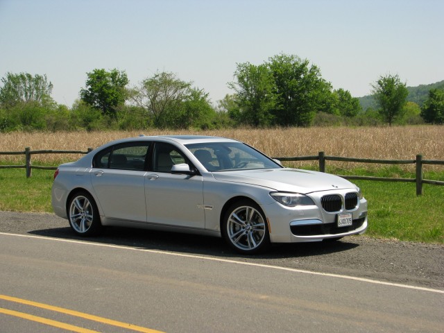 Bmw 750 M Package