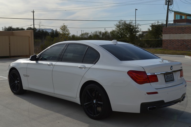 Bmw 750 M Package