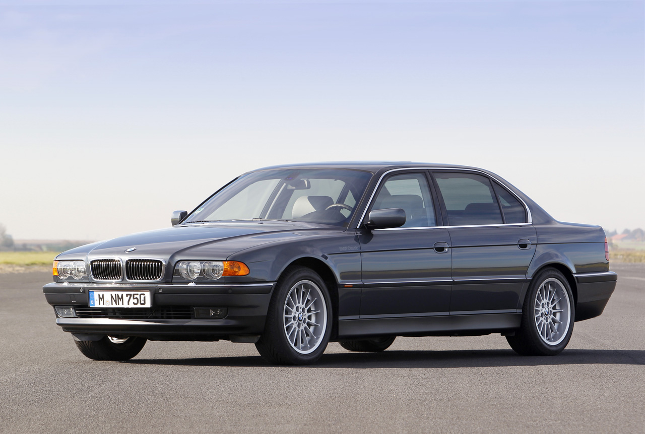 Bmw 750 V12