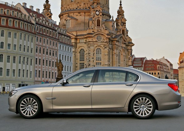 Bmw 750li 2011