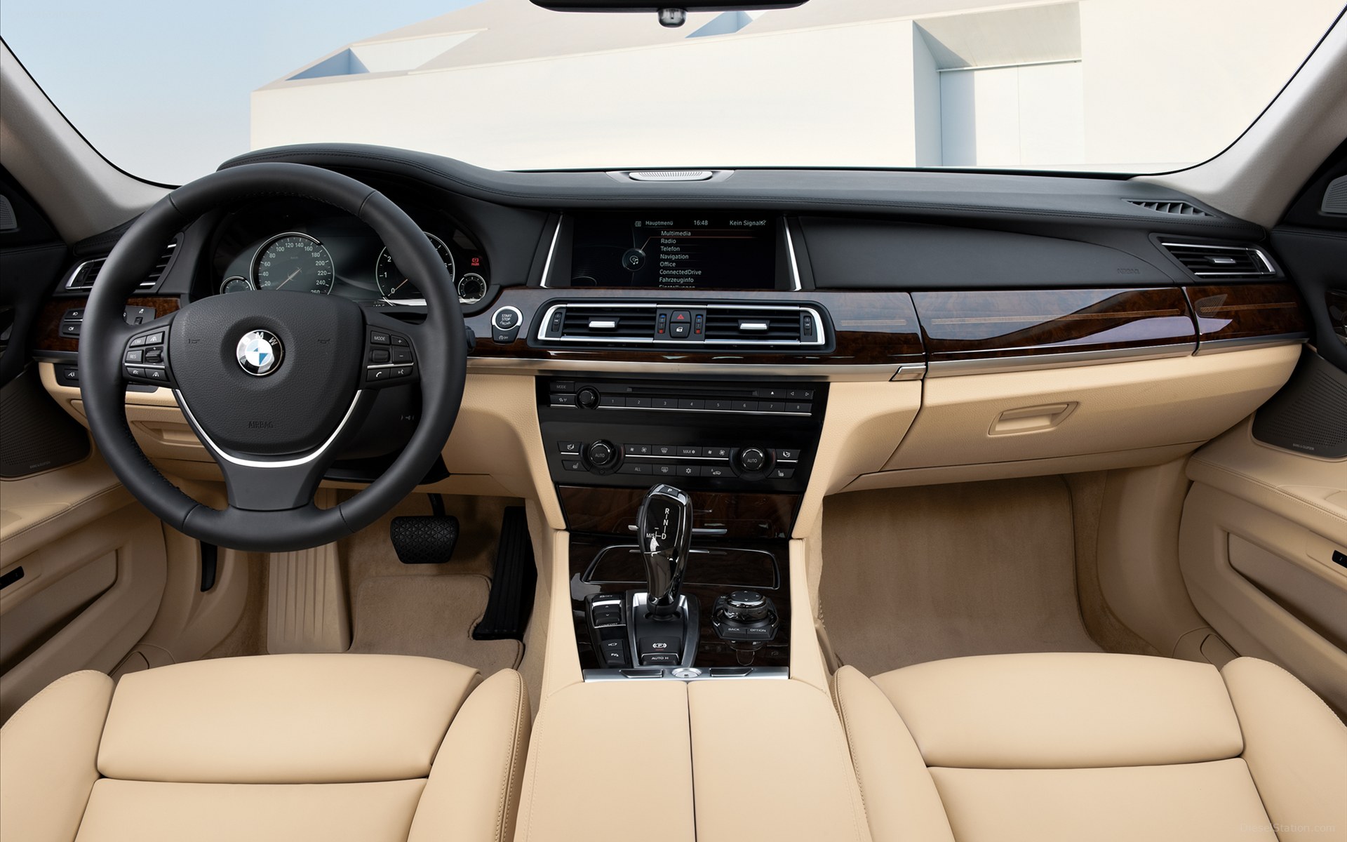 Bmw 750li 2011