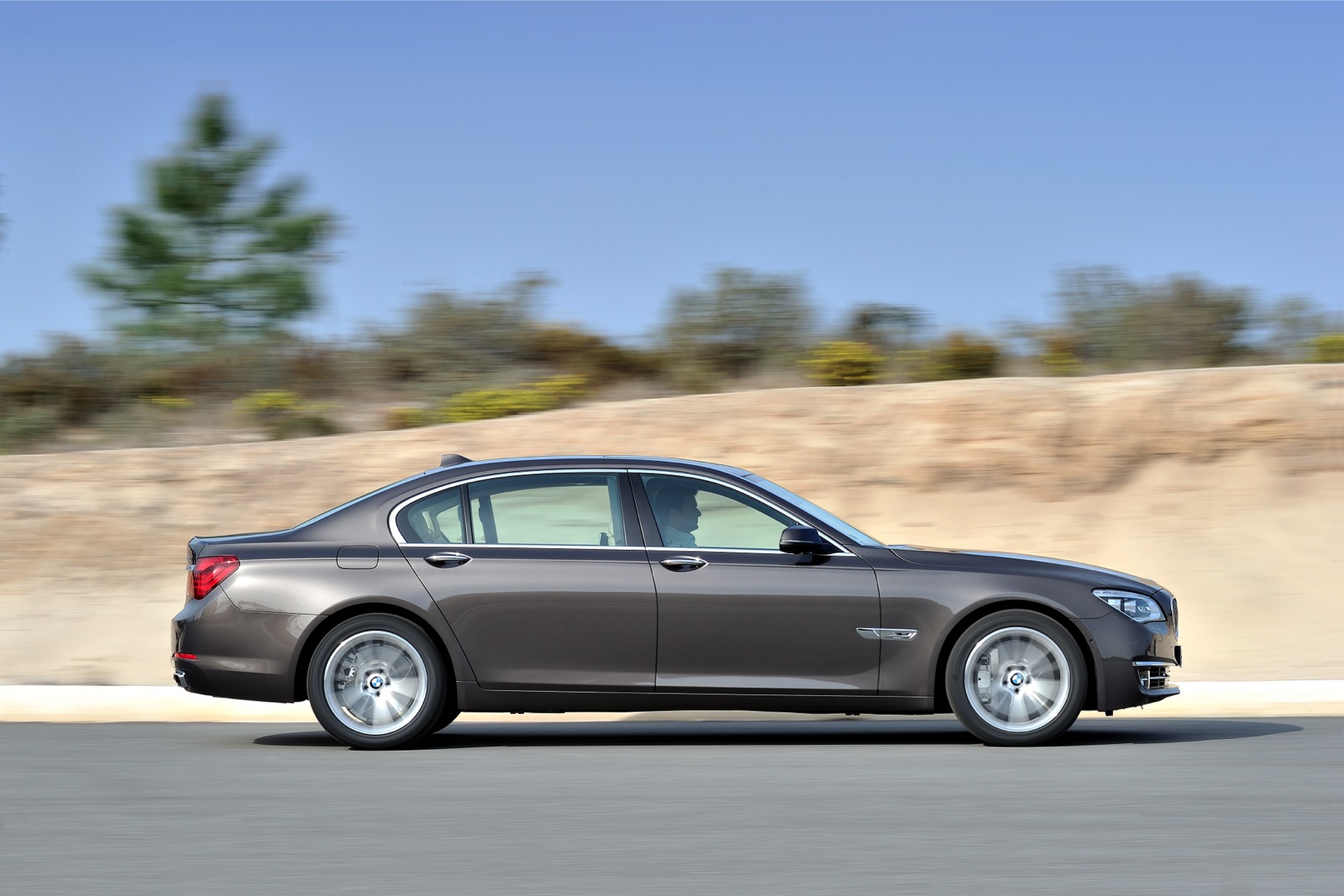 Bmw 750li 2012
