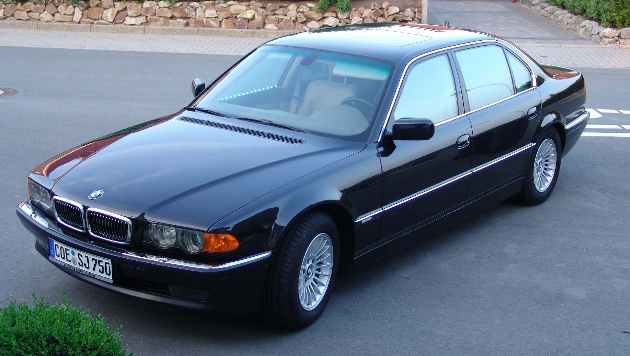 Bmw 750li V12