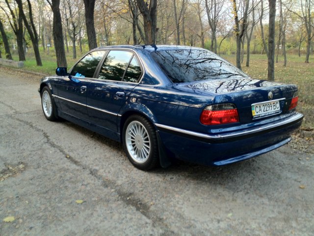 Bmw E38 735i