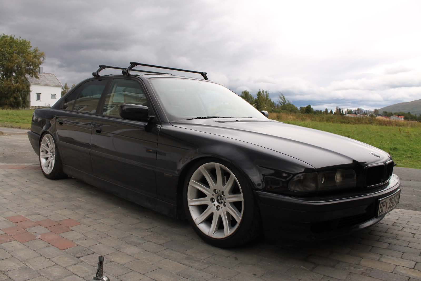 Bmw E38 740i