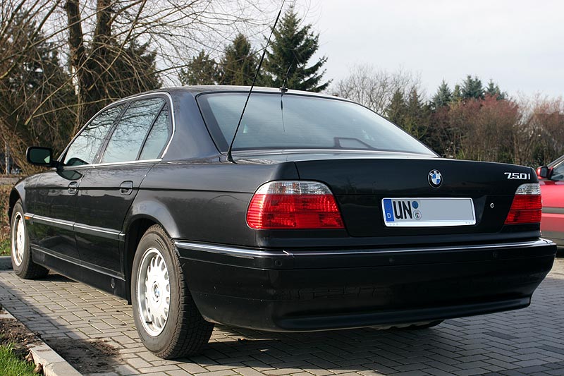 Bmw E38 750i