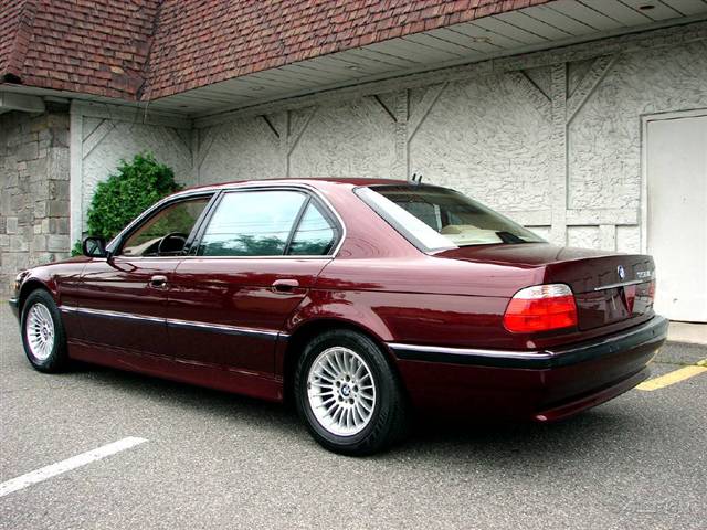 Bmw E38 750i