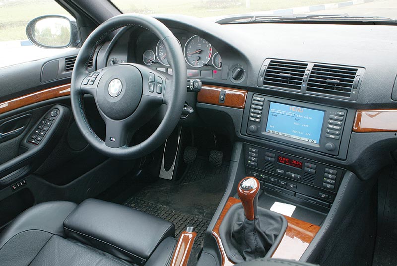Bmw E39 2002