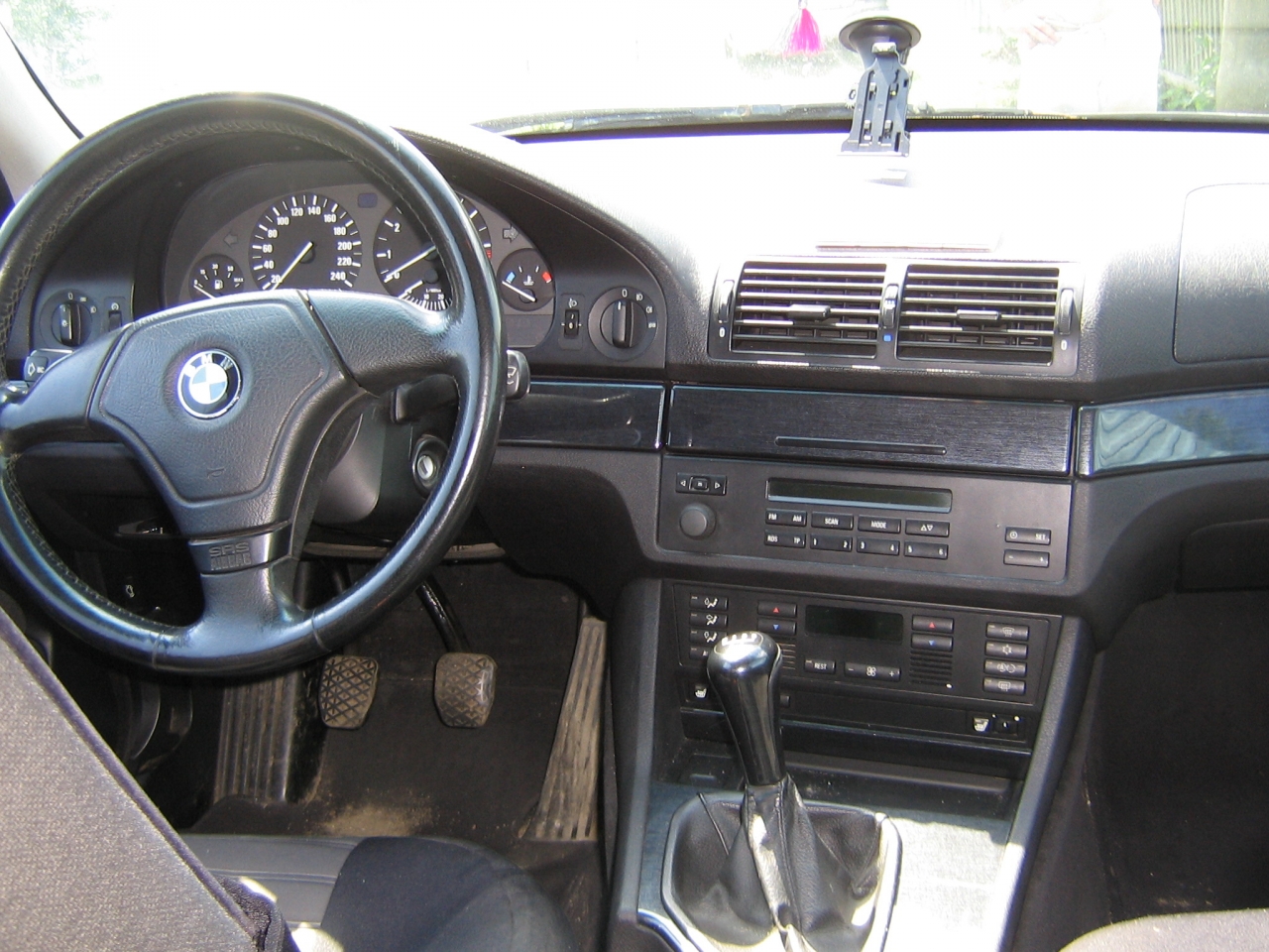 Bmw E39 520i