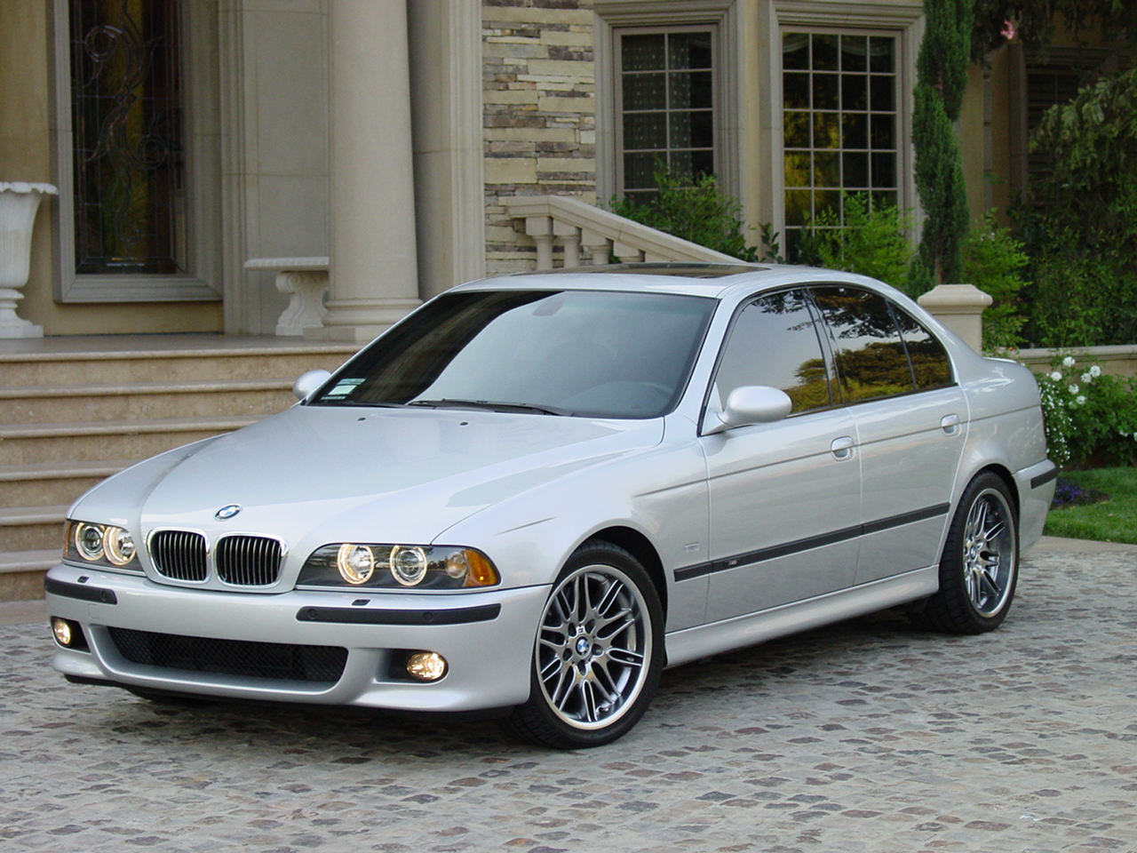 Bmw E39 520i