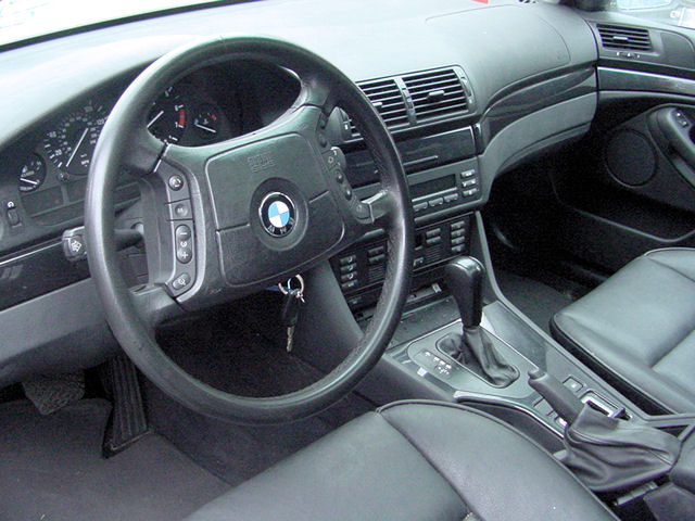 Bmw E39 525i