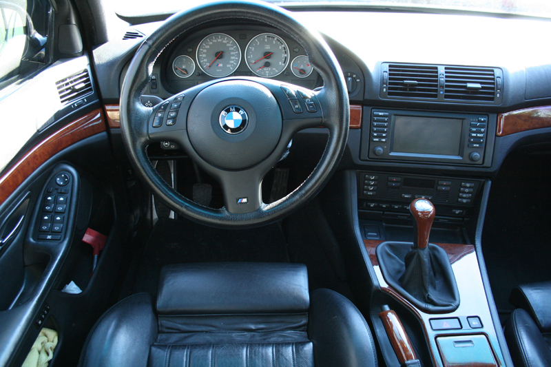 Bmw E39 525i