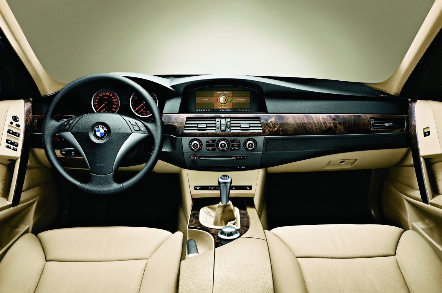 Bmw E60 545i