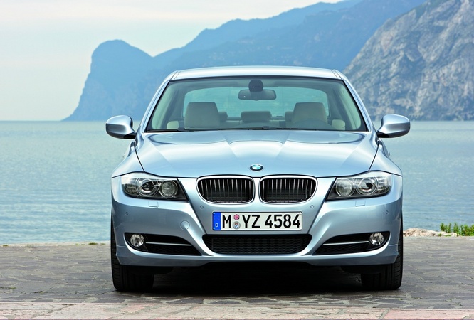 Bmw E90 318i