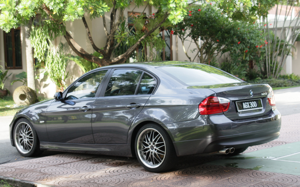 Bmw E90 320i