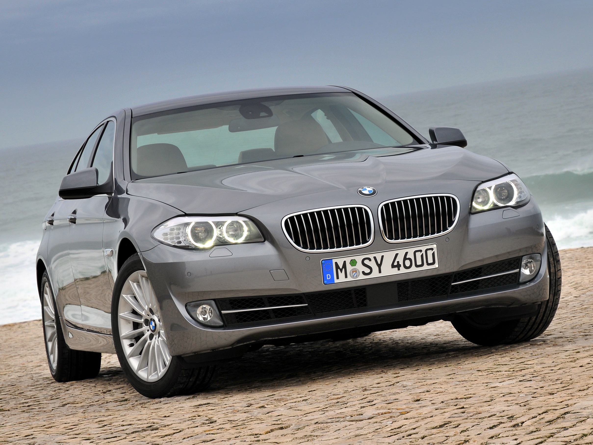 Bmw F10 2011