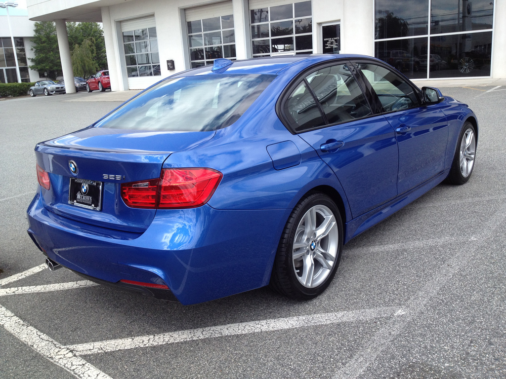 Bmw F30 Estoril Blue